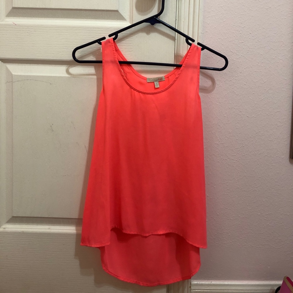 Super cute top!!